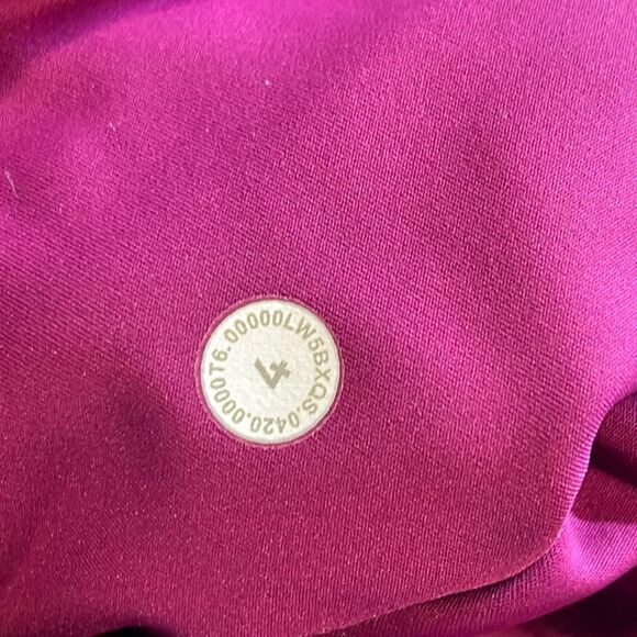 Lululemon X Peloton Women Together We Go Far Fast Free Legging Fuchsia Sz 4 NWOT - Picture 9 of 11